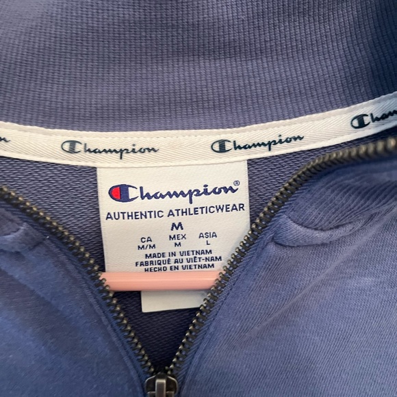 Champion women’s pullover - Picture 2 of 3